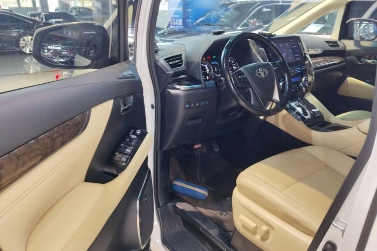 Used Toyota Vellfire 2023 Crown Dual-Engine 2.5L HV Prestige Edition Driver Seat