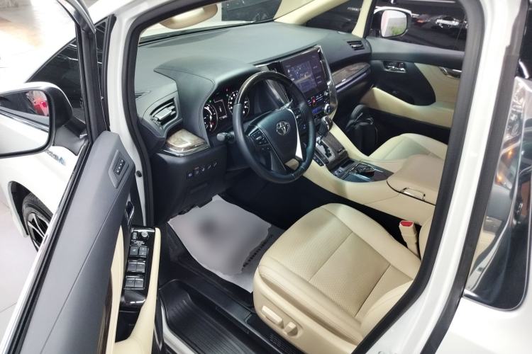 Used Toyota Vellfire 2023 Crown Dual-Engine 2.5L HV Ultimate Edition Driver Seat