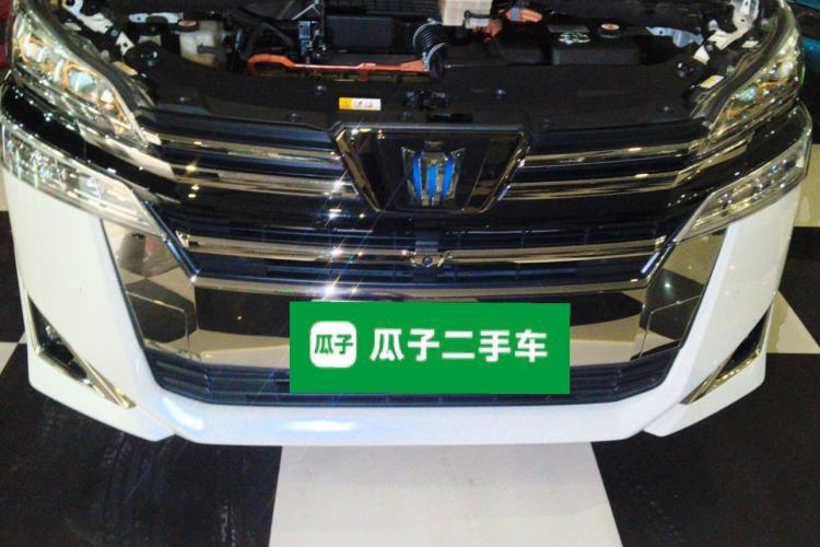 Used Toyota Vellfire 2023 Crown Dual-Engine 2.5L HV Luxury Edition Engine Bay