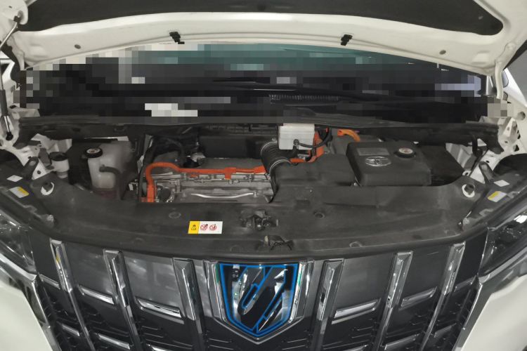 Used Toyota Vellfire 2023 Crown Dual-Engine 2.5L HV Prestige Edition Engine Bay