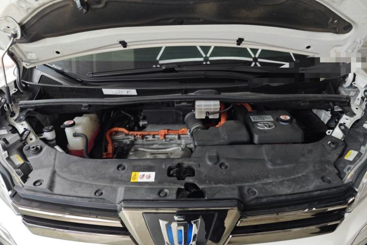 Used Toyota Vellfire 2023 Crown Dual-Engine 2.5L HV Ultimate Edition Engine Bay