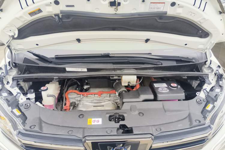 Used Toyota Vellfire 2023 Crown Dual-Engine 2.5L HV Luxury Edition Engine Bay
