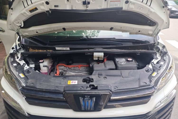 Used Toyota Vellfire 2023 Crown Dual-Engine 2.5L HV Ultimate Edition Engine Bay