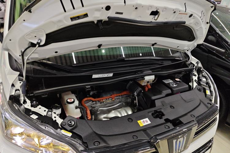 Used Toyota Vellfire 2023 Crown Dual-Engine 2.5L HV Ultimate Edition Engine Bay