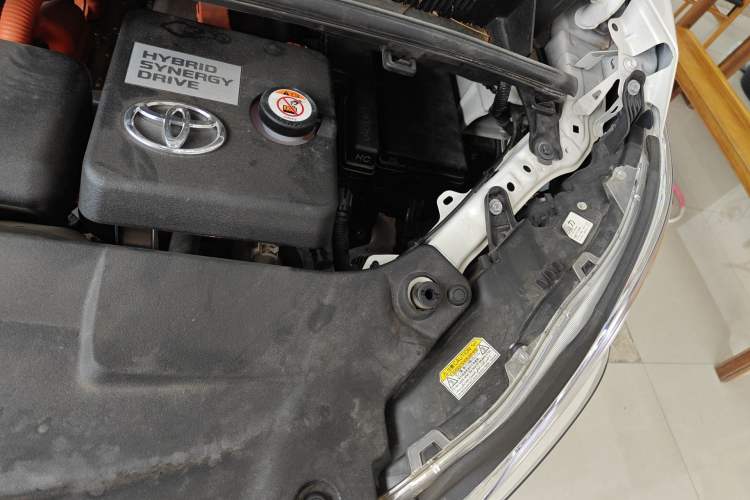 Used Toyota Vellfire 2023 Crown Dual-Engine 2.5L HV Ultimate Edition Engine Bay Left
