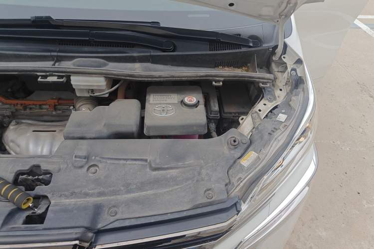 Used Toyota Vellfire 2023 Crown Dual-Engine 2.5L HV Prestige Edition Engine Bay Left