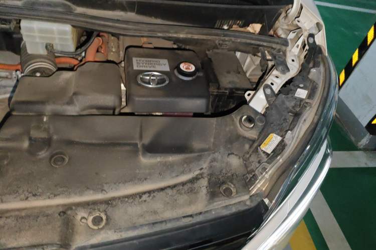 Used Toyota Vellfire 2023 Crown Dual-Engine 2.5L HV Luxury Edition Engine Bay Left