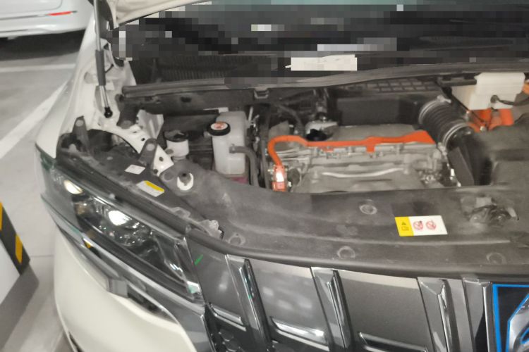 Used Toyota Vellfire 2023 Crown Dual-Engine 2.5L HV Prestige Edition Engine Bay Right