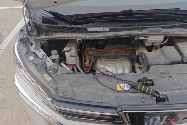 Used Toyota Vellfire 2023 Crown Dual-Engine 2.5L HV Prestige Edition Engine Bay Right