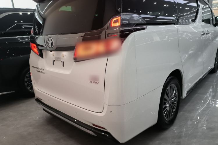 Used Toyota Vellfire 2023 Crown Dual-Engine 2.5L HV Ultimate Edition Exterior 3