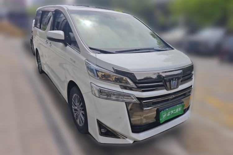 Used Toyota Vellfire 2023 Crown Dual-Engine 2.5L HV Prestige Edition Front Right 45 Deg