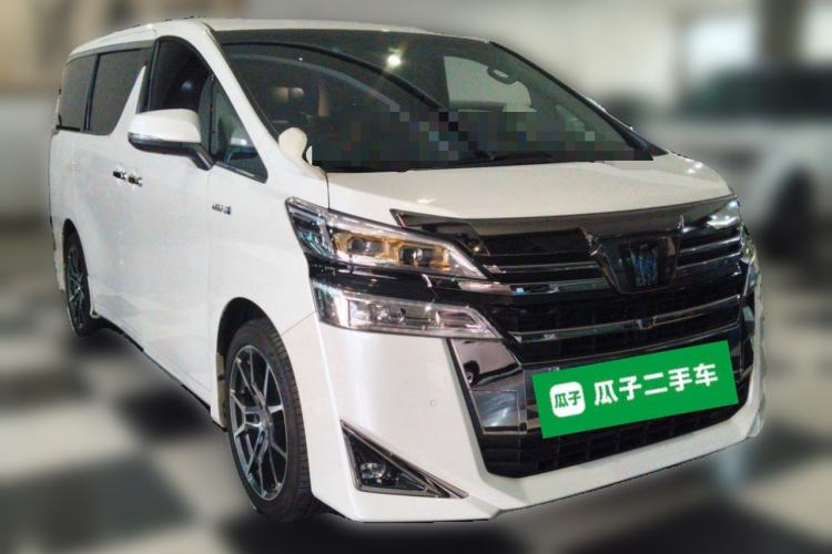 Used Toyota Vellfire 2023 Crown Dual-Engine 2.5L HV Luxury Edition Front Right 45 Deg