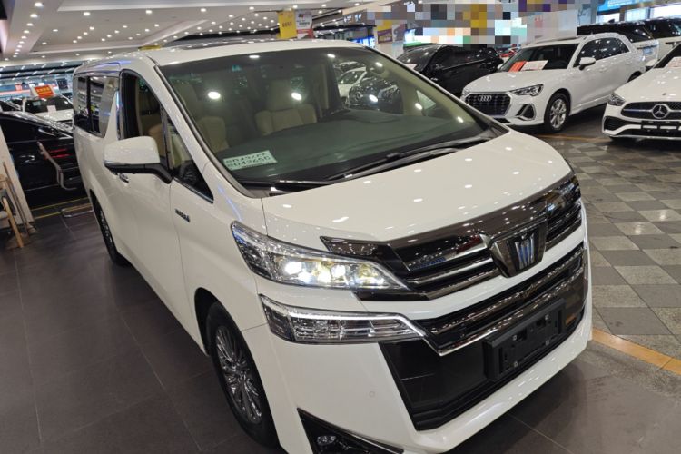 Used Toyota Vellfire 2023 Crown Dual-Engine 2.5L HV Prestige Edition Front Right 45 Deg