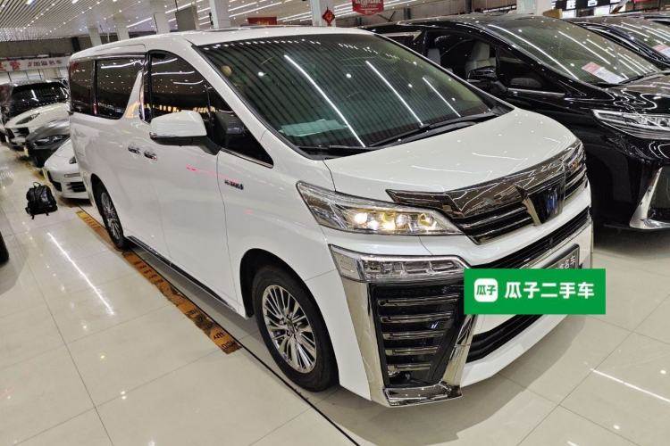 Used Toyota Vellfire 2023 Crown Dual-Engine 2.5L HV Ultimate Edition Front Right 45 Deg