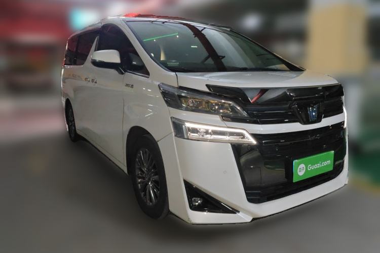 Used Toyota Vellfire 2023 Crown Dual-Engine 2.5L HV Luxury Edition Front Right 45 Deg