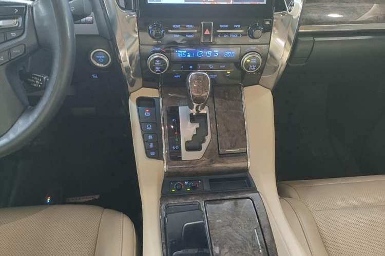 Used Toyota Vellfire 2023 Crown Dual-Engine 2.5L HV Ultimate Edition Gear Lever