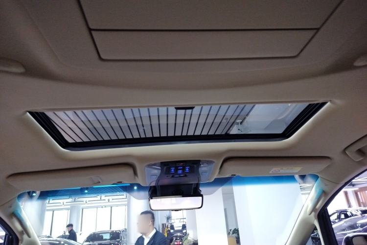 Used Toyota Vellfire 2023 Crown Dual-Engine 2.5L HV Ultimate Edition Headliner