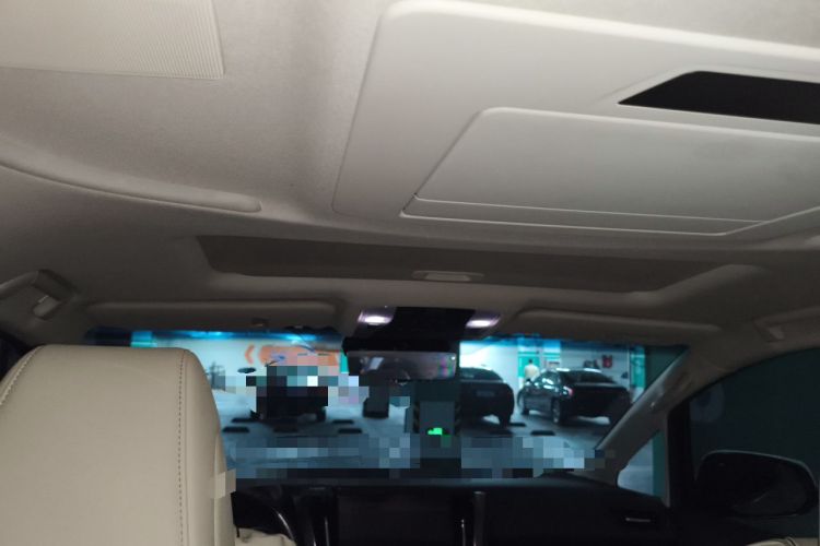 Used Toyota Vellfire 2023 Crown Dual-Engine 2.5L HV Prestige Edition Headliner