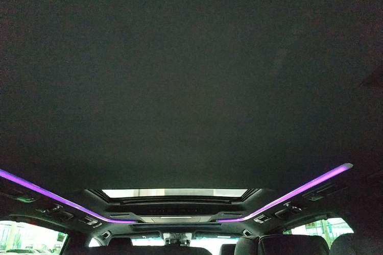 Used Toyota Vellfire 2023 Crown Dual-Engine 2.5L HV Luxury Edition Headliner