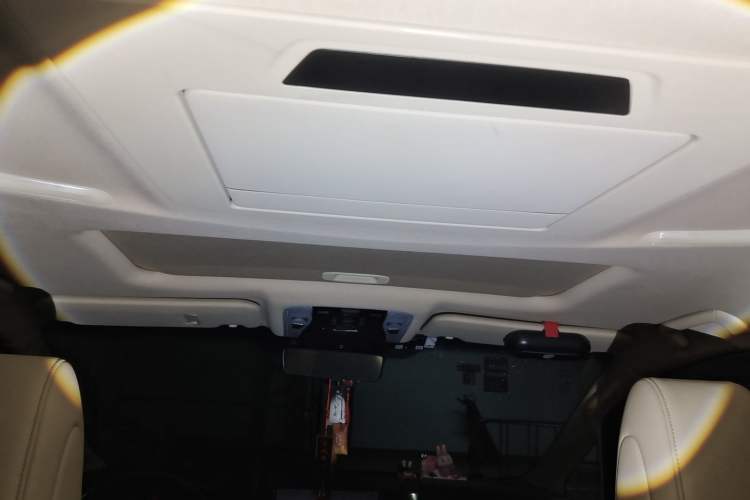 Used Toyota Vellfire 2023 Crown Dual-Engine 2.5L HV Prestige Edition Headliner