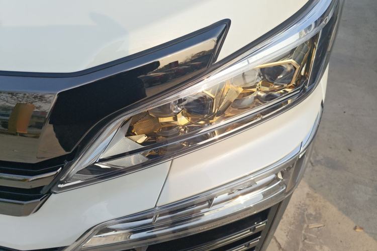 Used Toyota Vellfire 2023 Crown Dual-Engine 2.5L HV Ultimate Edition Left Front Headlight