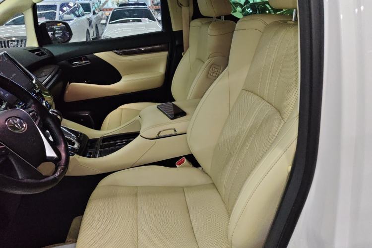 Used Toyota Vellfire 2023 Crown Dual-Engine 2.5L HV Ultimate Edition Left Front Seat
