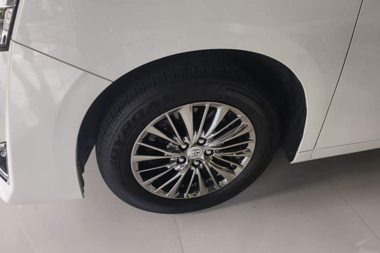 Used Toyota Vellfire 2023 Crown Dual-Engine 2.5L HV Prestige Edition Left Front Wheel Hub