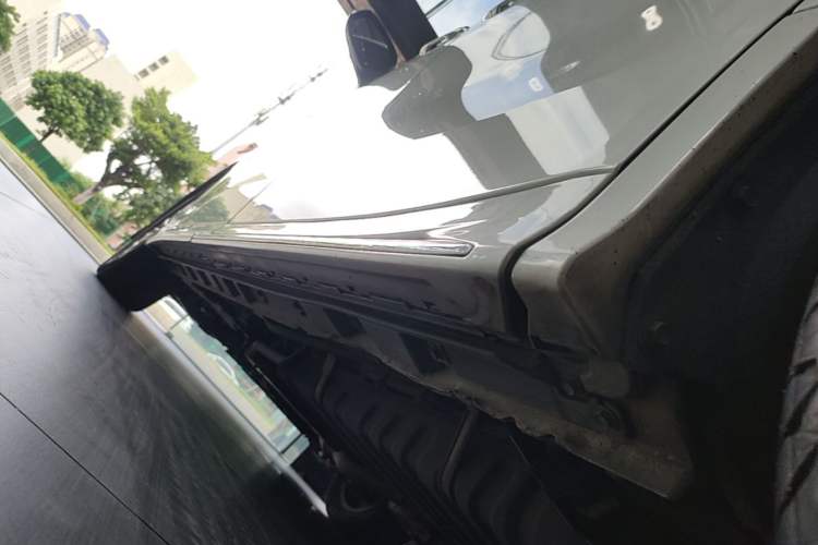 Used Toyota Vellfire 2023 Crown Dual-Engine 2.5L HV Ultimate Edition Left Side Sill