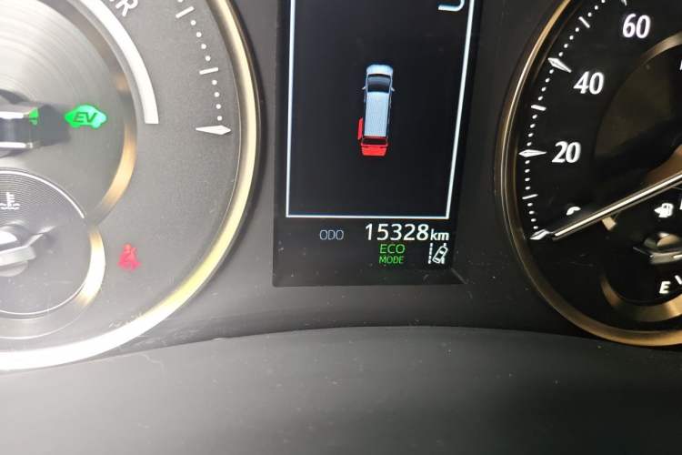 Used Toyota Vellfire 2023 Crown Dual-Engine 2.5L HV Ultimate Edition Odometer Close Up