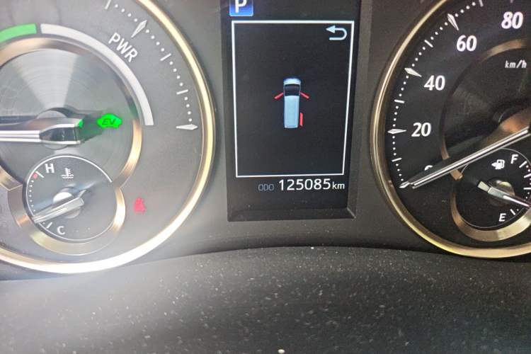Used Toyota Vellfire 2023 Crown Dual-Engine 2.5L HV Luxury Edition Odometer Close Up
