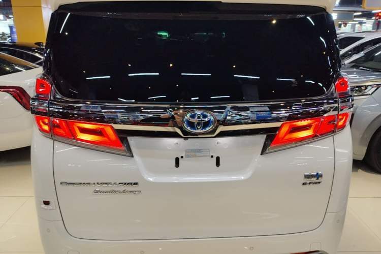 Used Toyota Vellfire 2023 Crown Dual-Engine 2.5L HV Prestige Edition Rear