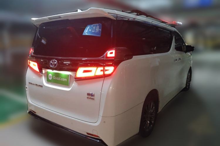Used Toyota Vellfire 2023 Crown Dual-Engine 2.5L HV Luxury Edition Rear Right 45 Deg