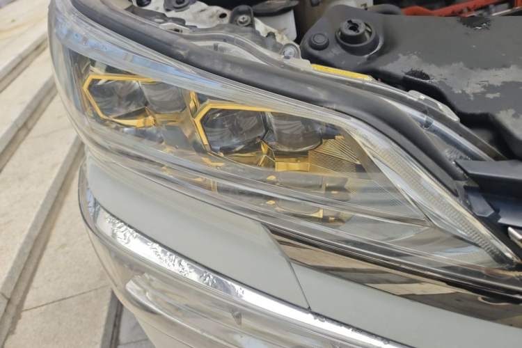 Used Toyota Vellfire 2023 Crown Dual-Engine 2.5L HV Prestige Edition Right Front Headlight