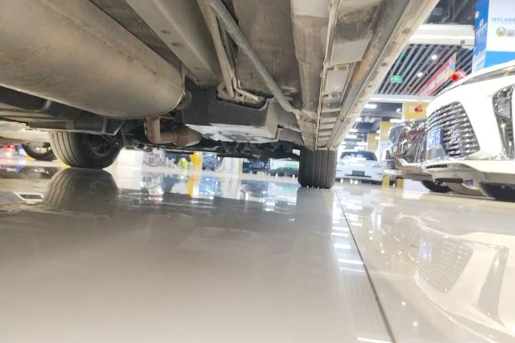 Used Toyota Vellfire 2023 Crown Dual-Engine 2.5L HV Prestige Edition Right Side Sill