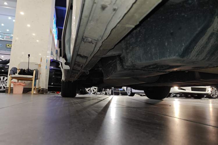 Used Toyota Vellfire 2023 Crown Dual-Engine 2.5L HV Prestige Edition Right Side Sill