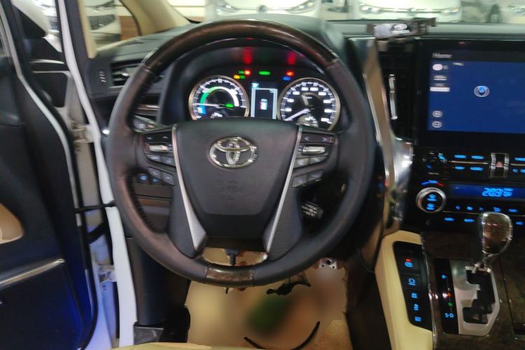 Used Toyota Vellfire 2023 Crown Dual-Engine 2.5L HV Ultimate Edition Steering Wheel