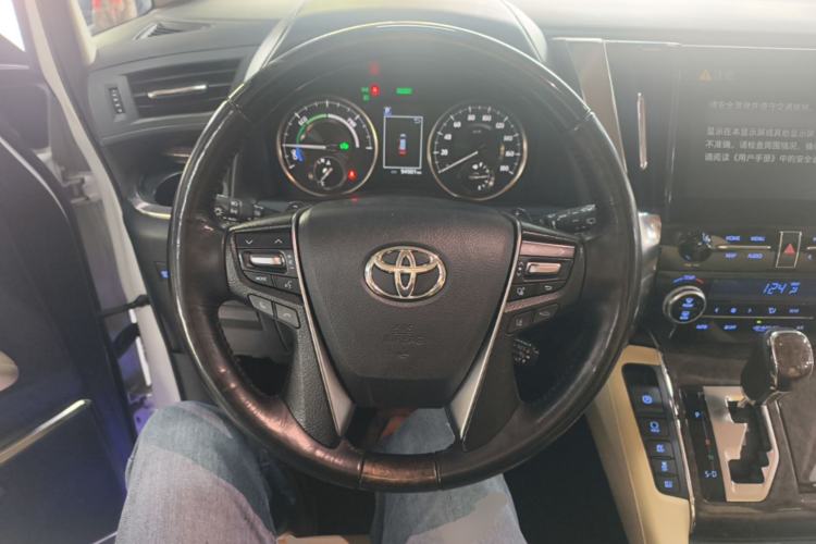 Used Toyota Vellfire 2023 Crown Dual-Engine 2.5L HV Prestige Edition Steering Wheel