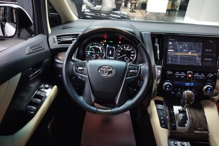 Used Toyota Vellfire 2023 Crown Dual-Engine 2.5L HV Ultimate Edition Steering Wheel