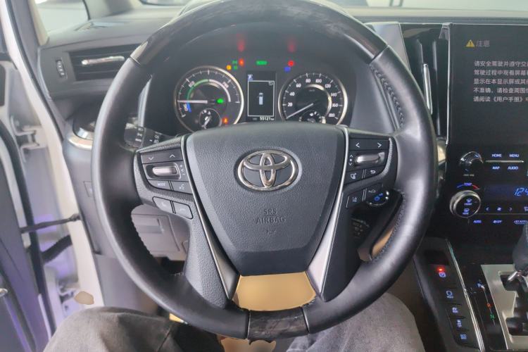 Used Toyota Vellfire 2023 Crown Dual-Engine 2.5L HV Luxury Edition Steering Wheel