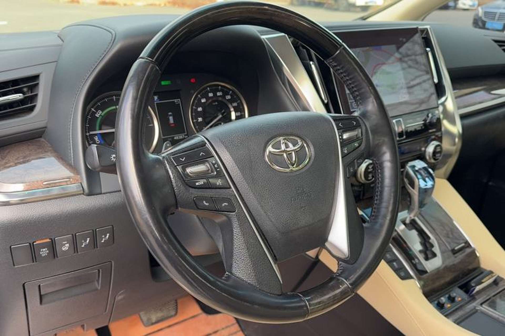 Used Toyota Vellfire 2023 Crown Dual-Engine 2.5L HV Prestige Edition Steering Wheel