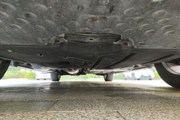 Used Toyota Vellfire 2024 Crown Dual-Engine 2.5L Ultimate Edition Chassis Front