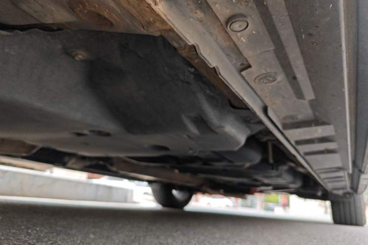 Used Toyota Vellfire 2024 Crown Dual-Engine 2.5L Supreme Executive Edition Chassis Front Left