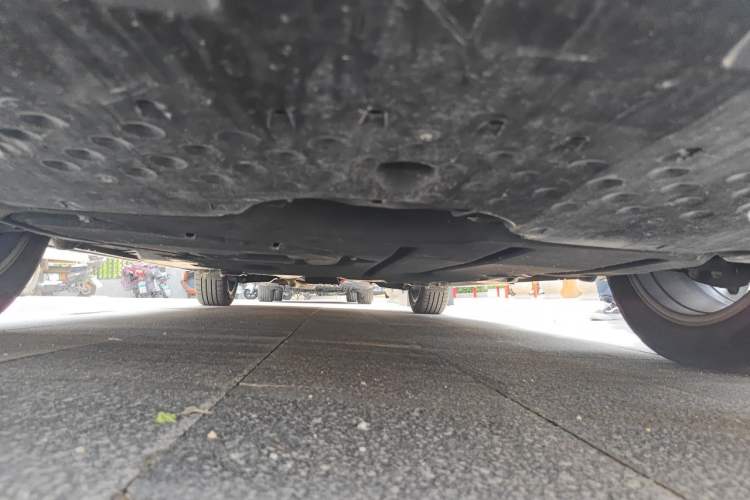 Used Toyota Vellfire 2024 Crown Dual-Engine 2.5L Supreme Executive Edition Chassis Front
