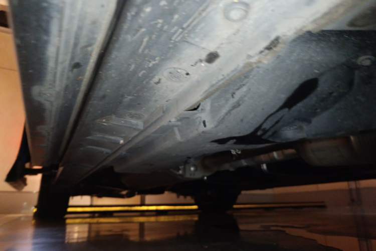 Used Toyota Vellfire 2024 Crown Dual-Engine 2.5L Ultimate Edition Chassis Front Right