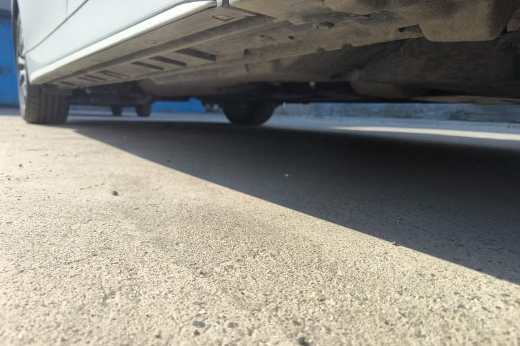 Used Toyota Vellfire 2024 Crown Dual-Engine 2.5L Ultimate Edition Chassis Front Right