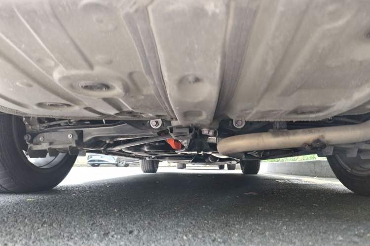Used Toyota Vellfire 2024 Crown Dual-Engine 2.5L Ultimate Edition Chassis Rear