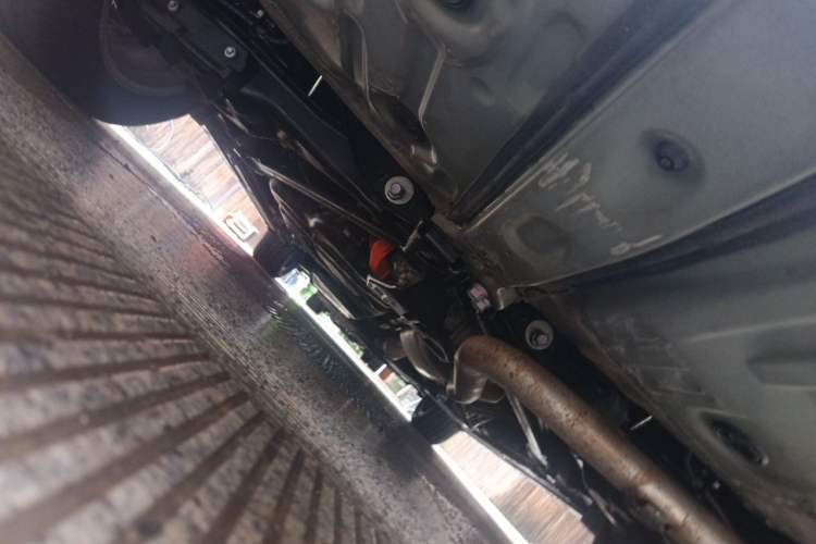Used Toyota Vellfire 2024 Crown Dual-Engine 2.5L Supreme Executive Edition Chassis Rear