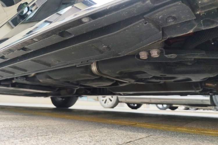 Used Toyota Vellfire 2024 Crown Dual-Engine 2.5L Ultimate Edition Chassis Rear Left