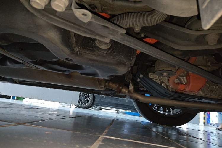Used Toyota Vellfire 2024 Crown Dual-Engine 2.5L Ultimate Edition Chassis Rear Left