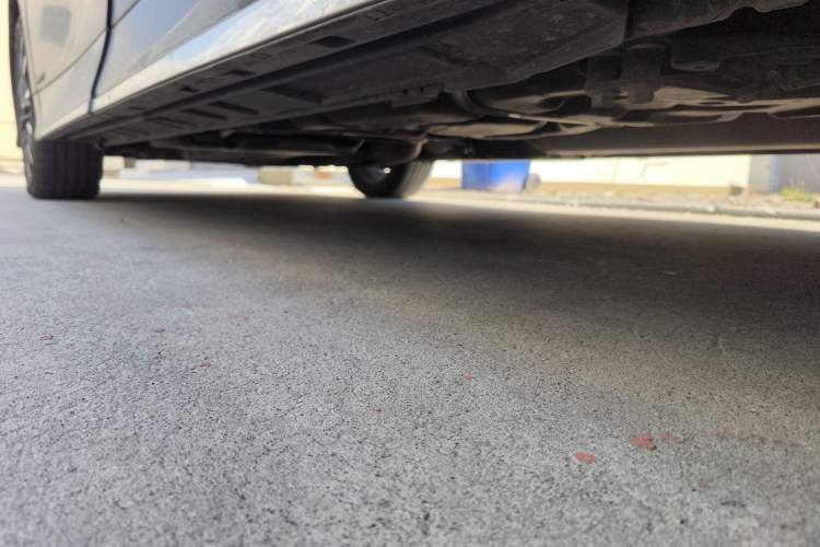Used Toyota Vellfire 2024 Crown Dual-Engine 2.5L Ultimate Edition Chassis Rear Left